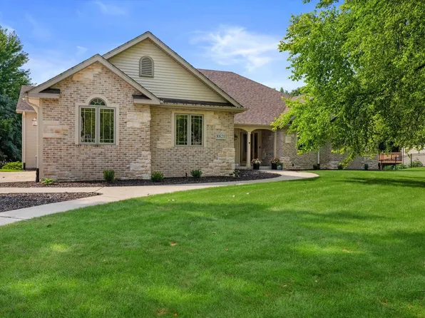 8821 Shadowood TRAIL, Mount Pleasant, WI 53406
