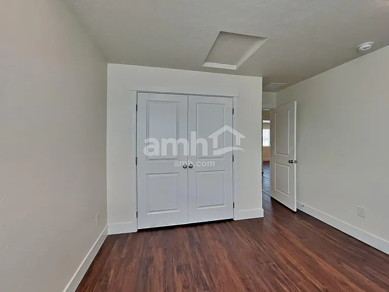 1453 N Alderleaf Ave — Photo 20