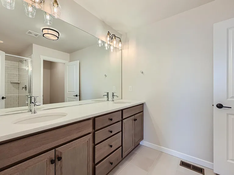 3665 Levy Park Dr — Photo 7