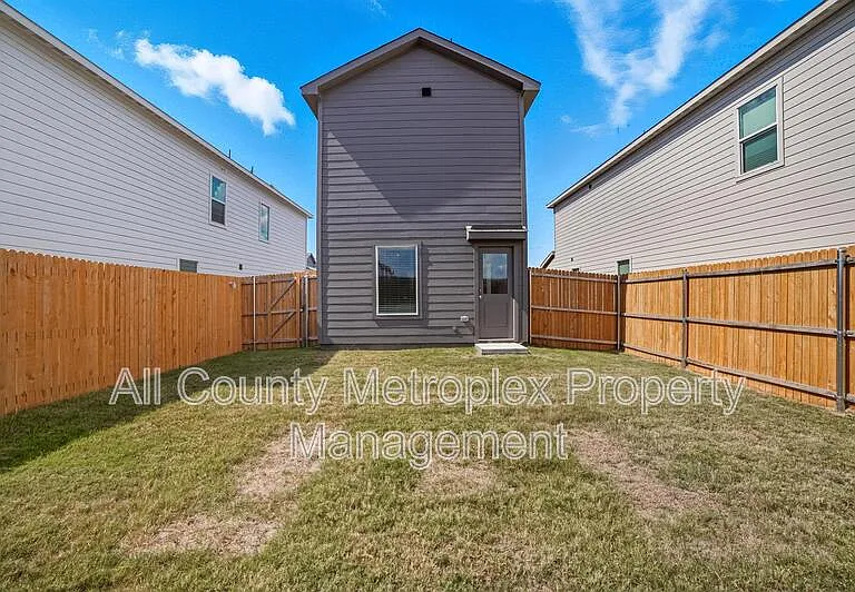 6225 Kingfisher Way — Photo 21