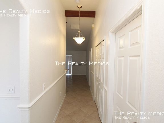 5th image of 630 Bear Ct