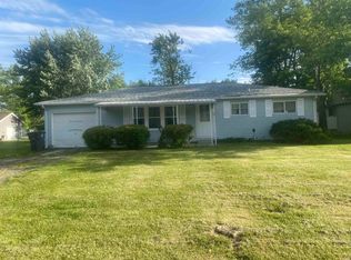 106 Bittersweet Ln, Portland, IN 47371