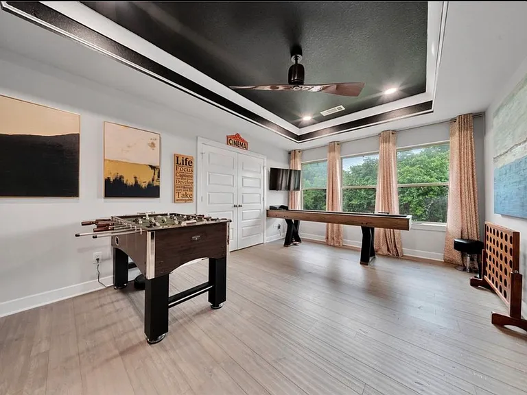 8826 Forest Side Dr — Photo 33