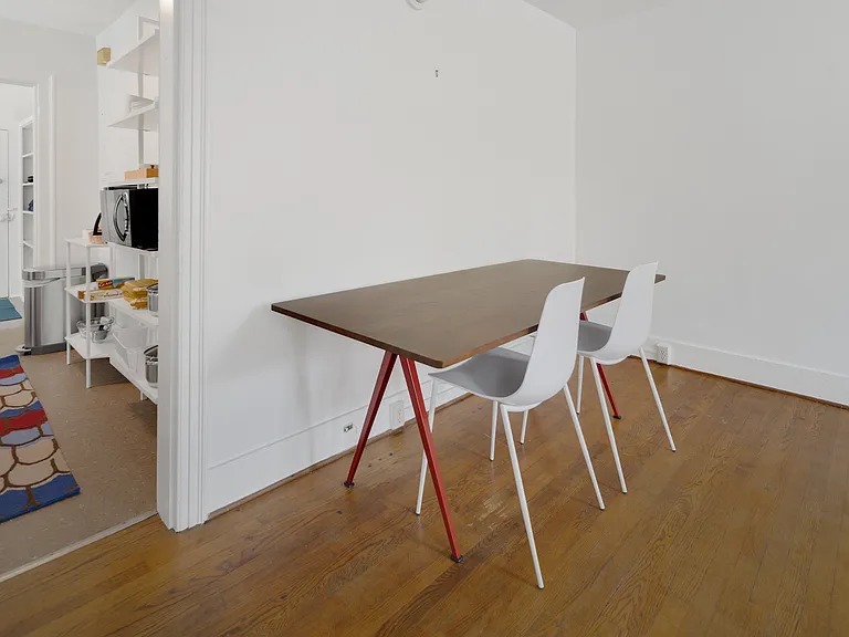 220 S Geneva St #2 — Photo 2