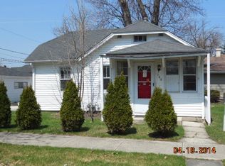 140 S Washington St, Westmont, IL 60559
