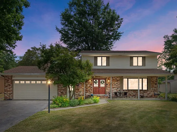 4 Deerfield Ave, Kankakee, IL 60901