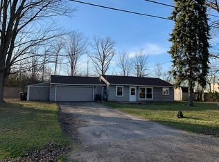 2880 Alexander Ave, Rochester Hills, MI 48309