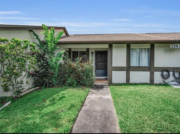 2263 Bancroft Cir N APT B, Palm Harbor, FL 34683
