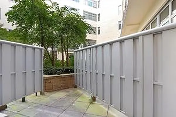 Sold by Compass | media 4