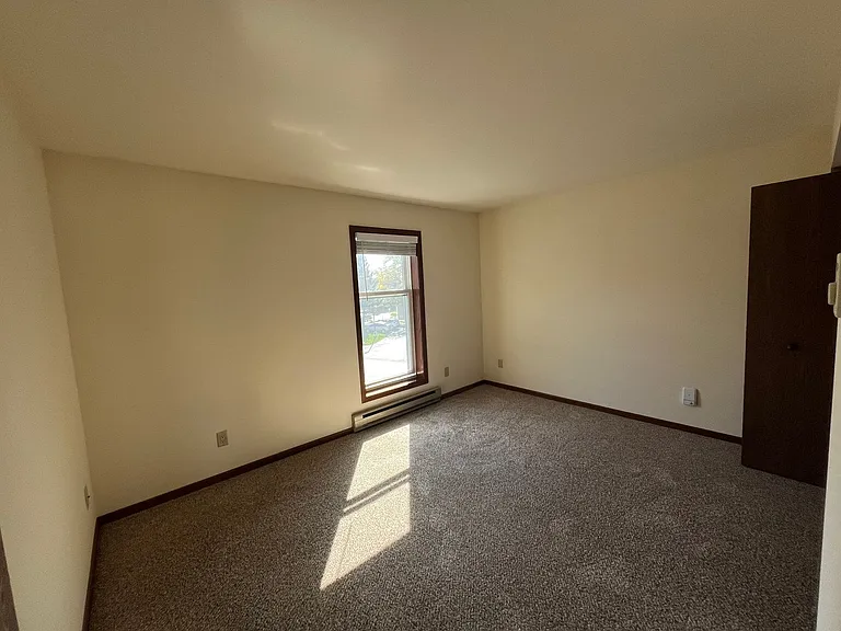 High Point Commons Apartments — Photo 108