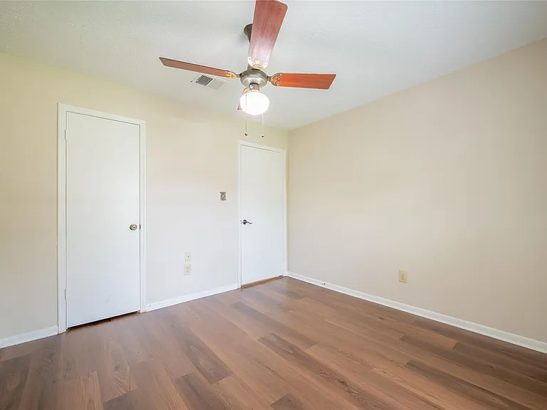 9202 Benning Dr — Photo 27