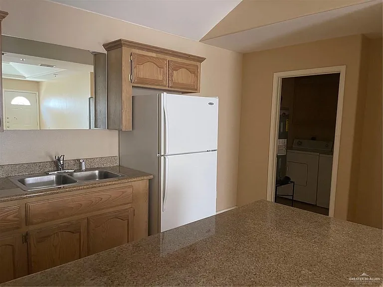 2501 Toledo Ave #17 — Photo 5