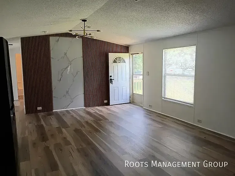 32 Luke Dr #32 — Photo 4