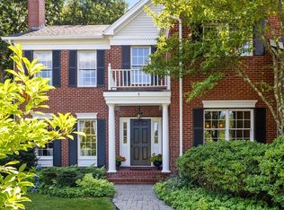 7 Wild Rose Dr, North Andover, MA 01845