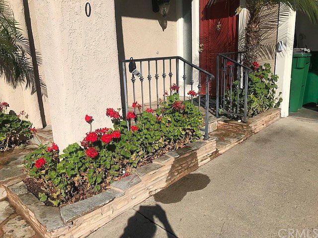 2nd image of 27700 Calle Valdes