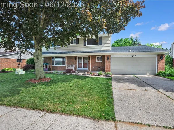 16625 Monticello Dr, Clinton Township, MI 48038