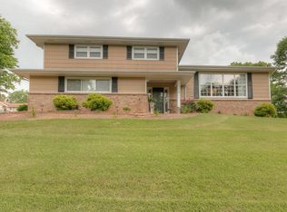 2411 Lakesite Dr, Soddy daisy, TN 37379