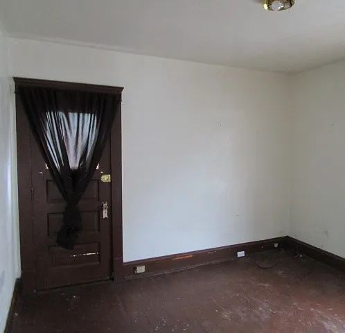 3123 W 90th St photo 1