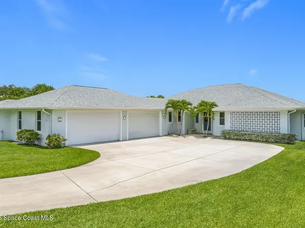 9860 Riverview Dr, Micco, FL 32976