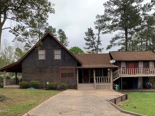 105 W Side Cir, Carriere, MS 39426