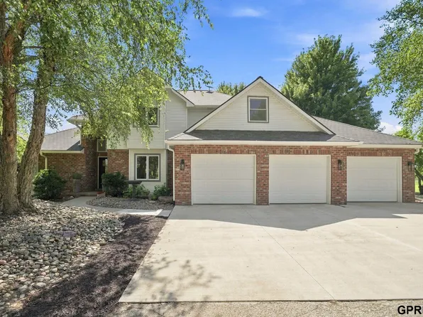 10071 Springlake North Ln, Firth, NE 68358