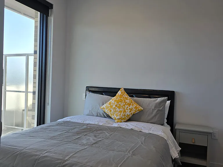 2729 Kingsway #412 — Photo 7