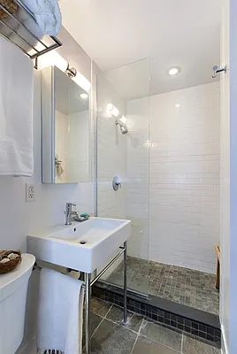 Sold by Corcoran | media 14