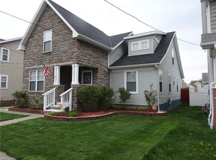 2153 W 93rd St, Cleveland, OH 44102