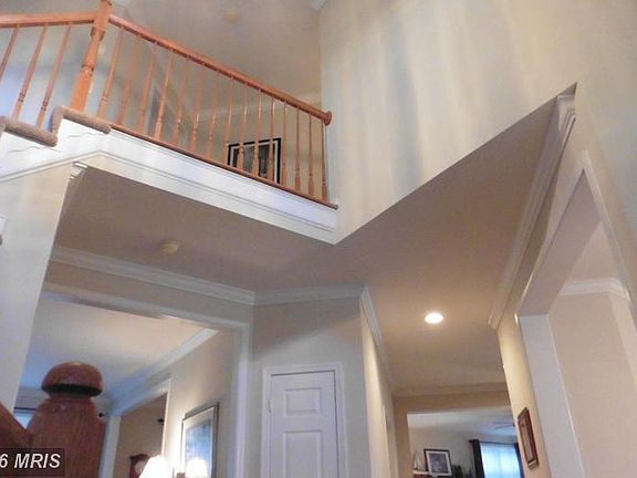 3rd image of 9058 Zion Park Ct