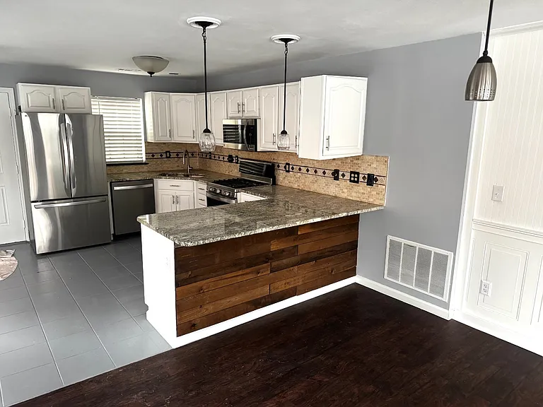 133 Walton St #Townhouse 129 — Photo 21