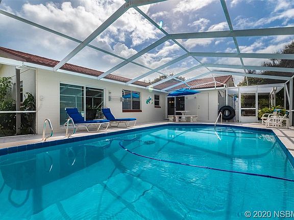 3rd image of 825 Oakview Dr