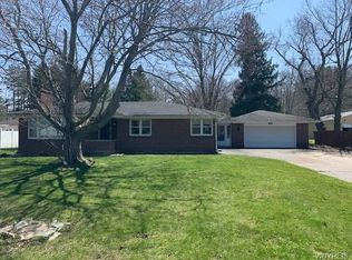4881 Newton Rd, Hamburg, NY 14075