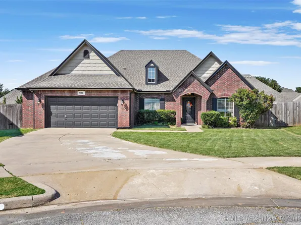 920 W Fargo St, Broken Arrow, OK 74012