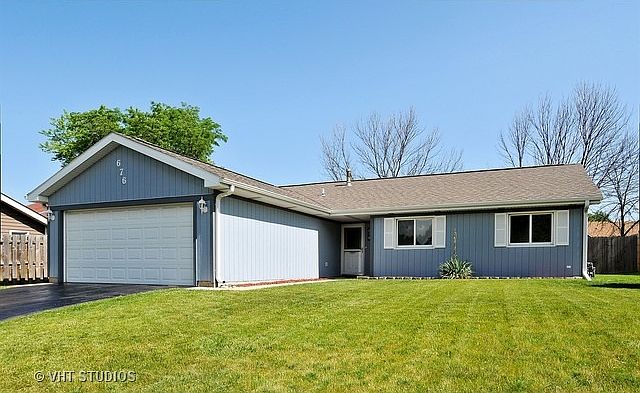 1st image of 676 Melissa Dr