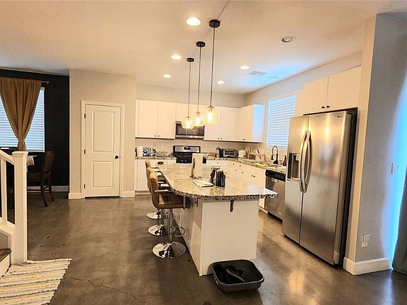 5th image of 3919 Enchanted Wells Ave