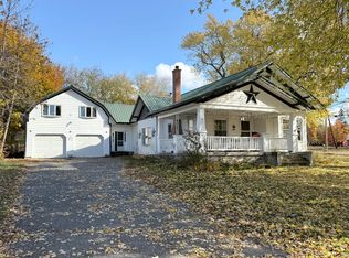 72 Main Rd, Medway, ME 04460