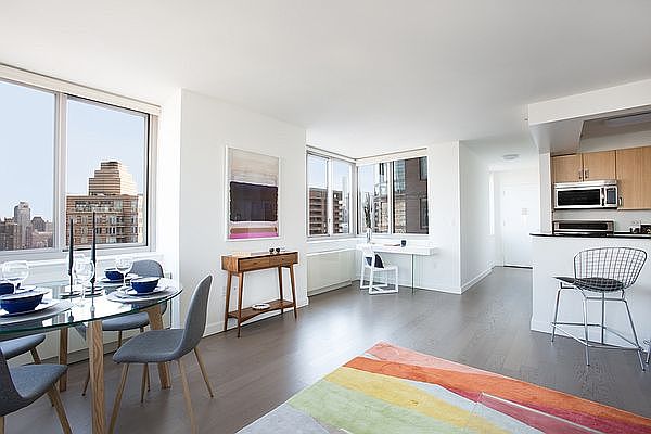 1st image of 561 10th Ave APT 31J