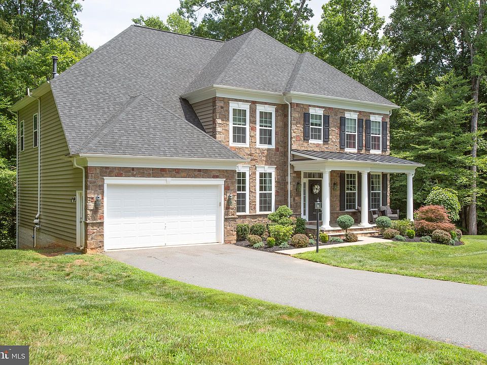 1st image of 60 Maidenhair Way