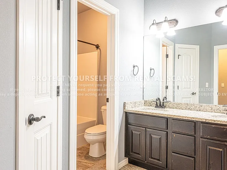 2912 W Featherock Way — Photo 11