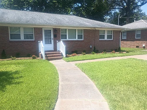 925 Hullview Ave Photo 1 925 Hullview Ave Photo 1
