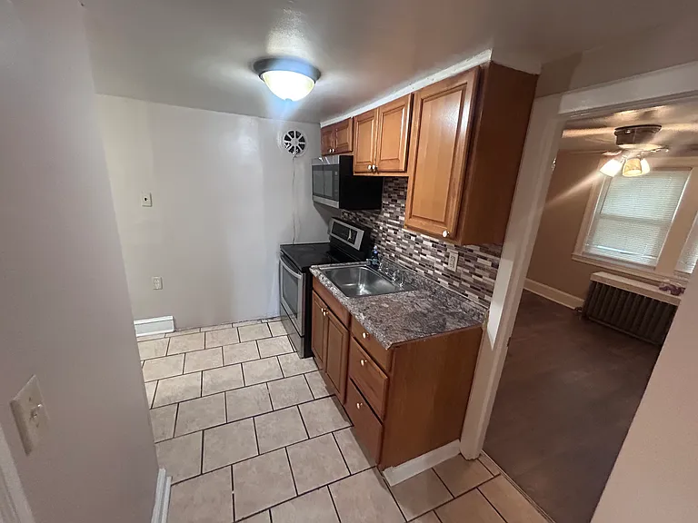 13 Winfield Ave #2 — Photo 20