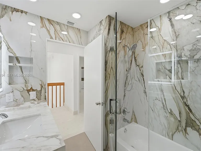 22384 Thousand Pines Ln — Photo 22