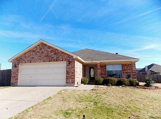 112 Alvis Ln, Waxahachie, TX 75165