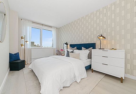 5th image of 800 Flatbush Ave APT 202