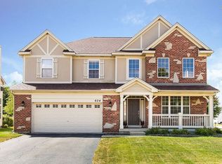 604 Northgate Dr, Sycamore, IL 60178