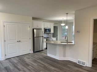 420 Kenwood Ave FLOOR 1, Delmar, NY 12054