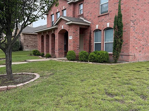 3rd image of 3012 Timber Ridge Ln
