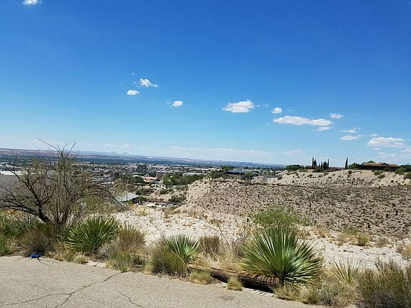 4th image of 284 Amelia Dr