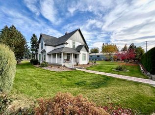 411 S Park St, Saint John, WA 99171
