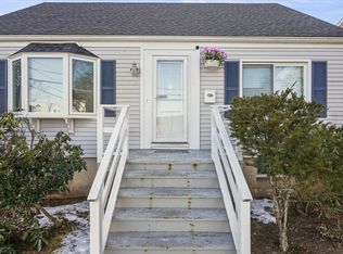 25 Catalina Rd, Lynn, MA 01905